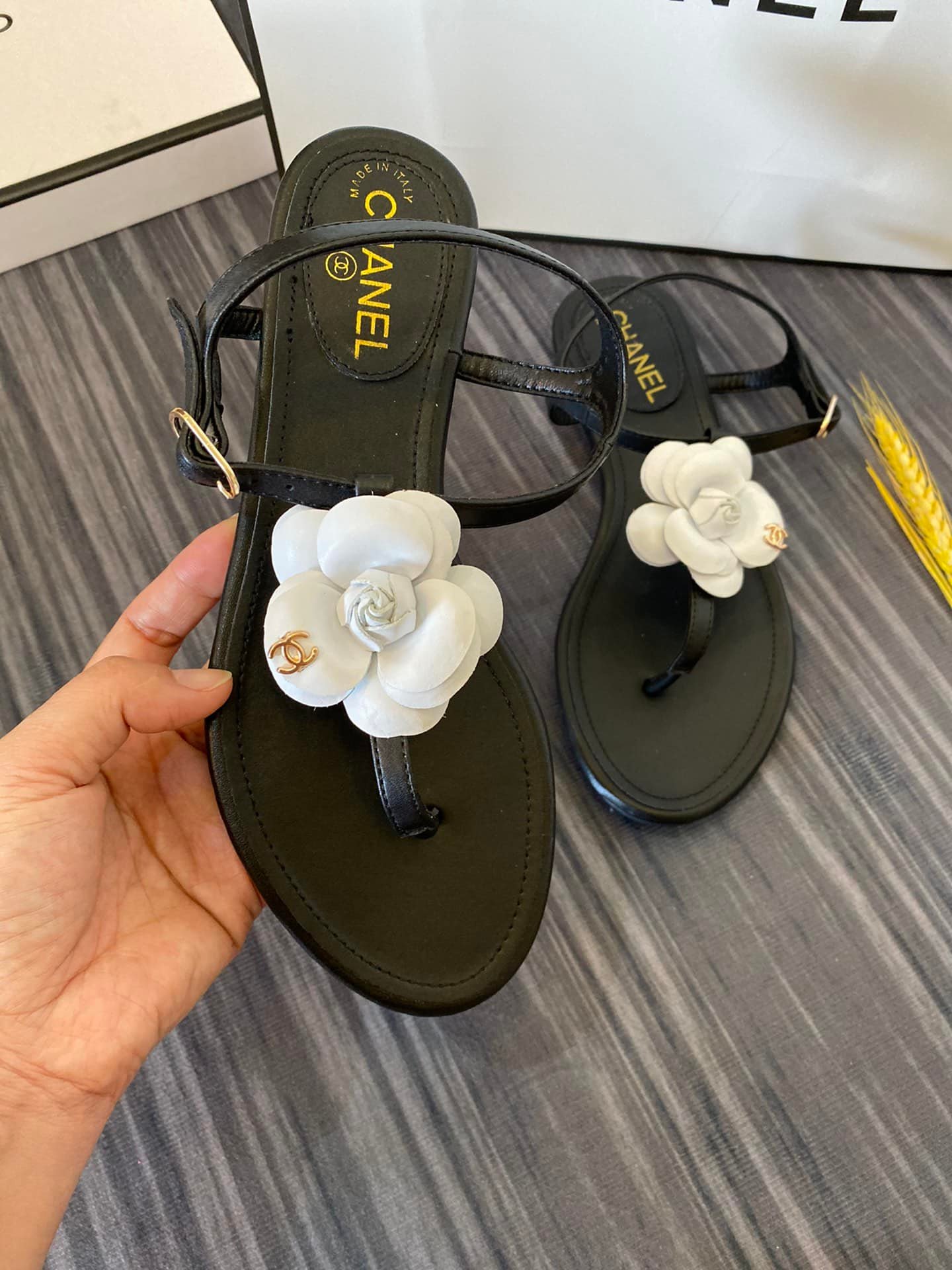 Ch**el Jelly White Rubber Camellia Cc Logo Sandals Black