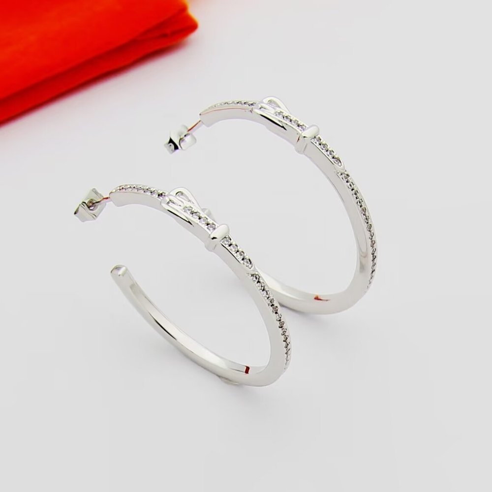 H**me5 Etriviere Dangle Earrings White Gold H124505B 00