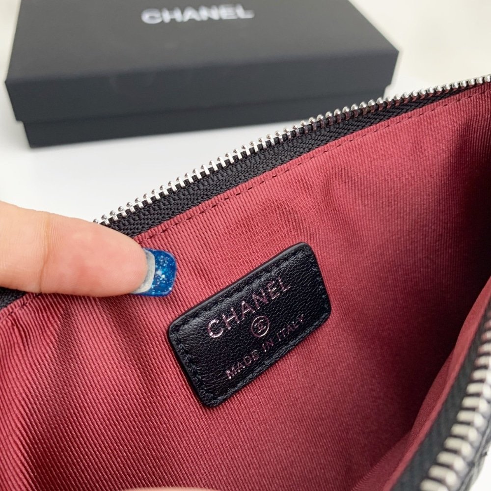 Ch**el Classic Zip Pouch Wallet Black 22Cm