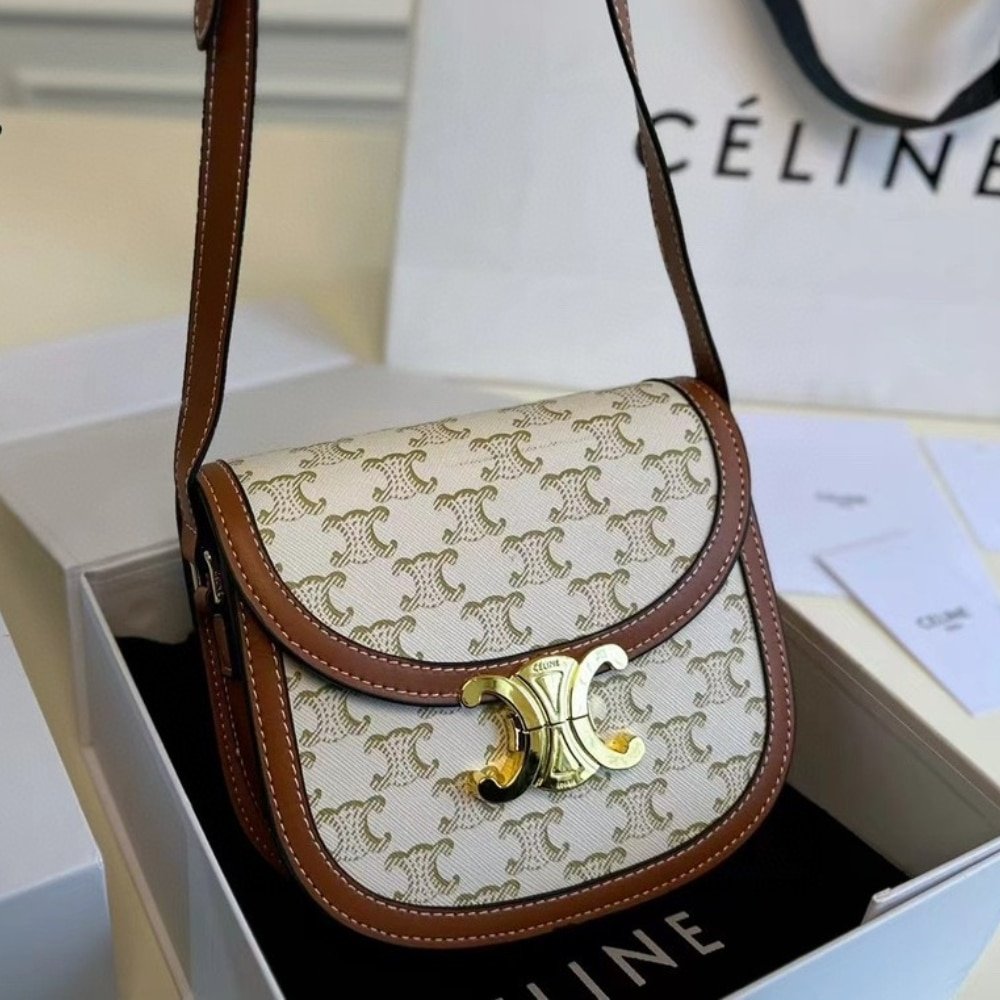 Ce1i*e Mini Besace In Triomphe Canvas And Calfskin White 18Cm 196702Bzj 01Bc