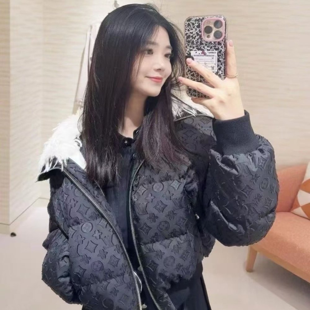L0vis Vvtt0n Feather Collar Puffer Jacket Black 1Aiphc