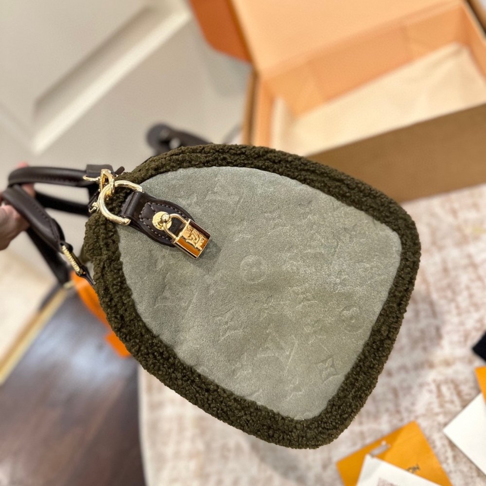 L0vis Vvtt0n Speedy P9 Bandoulière 30 Khaki 30Cm M27014