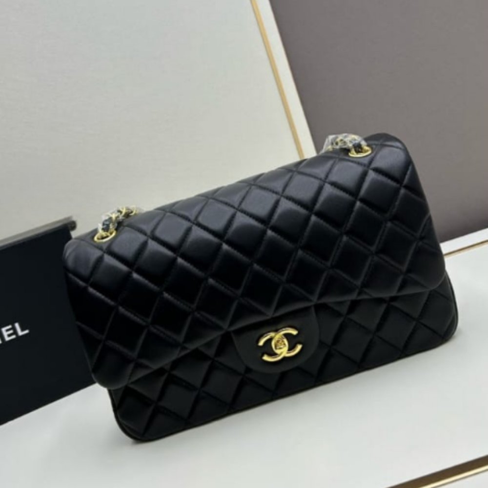 Ch**el Classic 11.12 Gold Tone Metal Black 30Cm