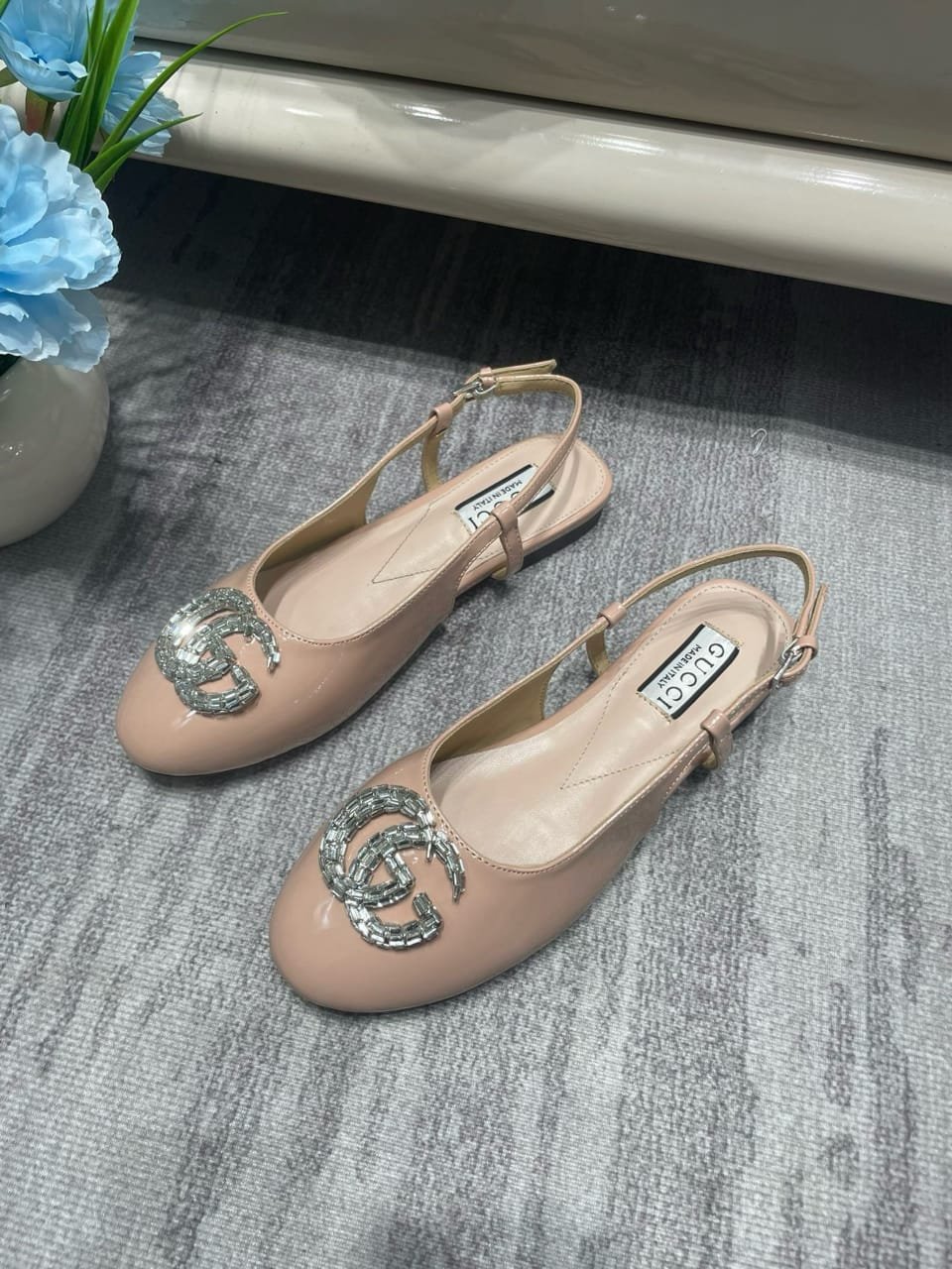 Gvc*1 Logo Embellished Slingback Flats Light Pink