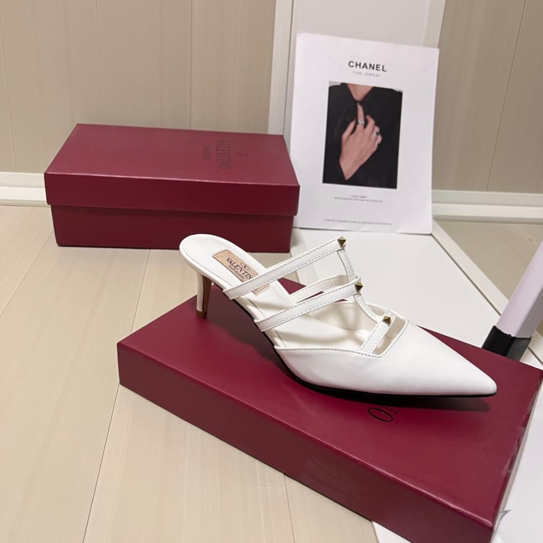 Va1e*ntin0 Garavani Rockstud Wispy Mule In Calfskin White 4W0S0Jb1Act 098